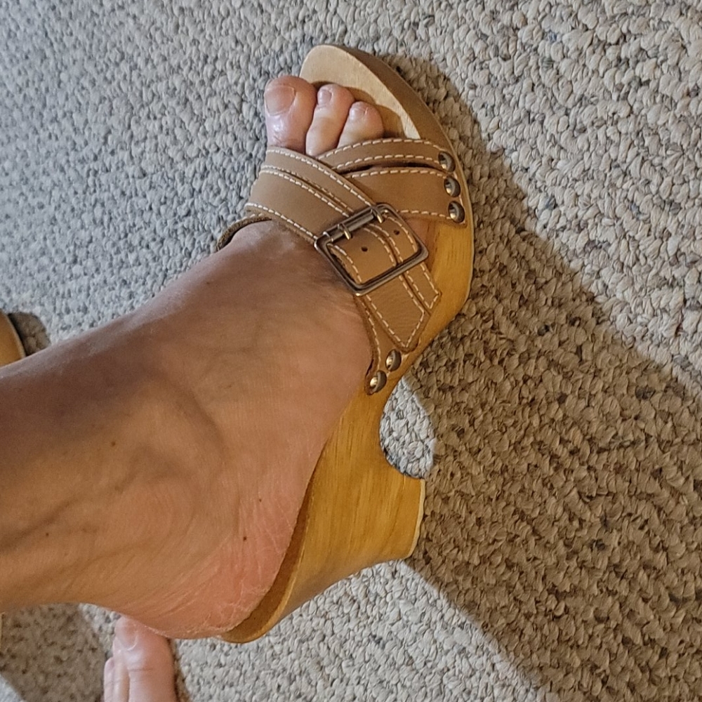 Bongo Tango Slides - image 6